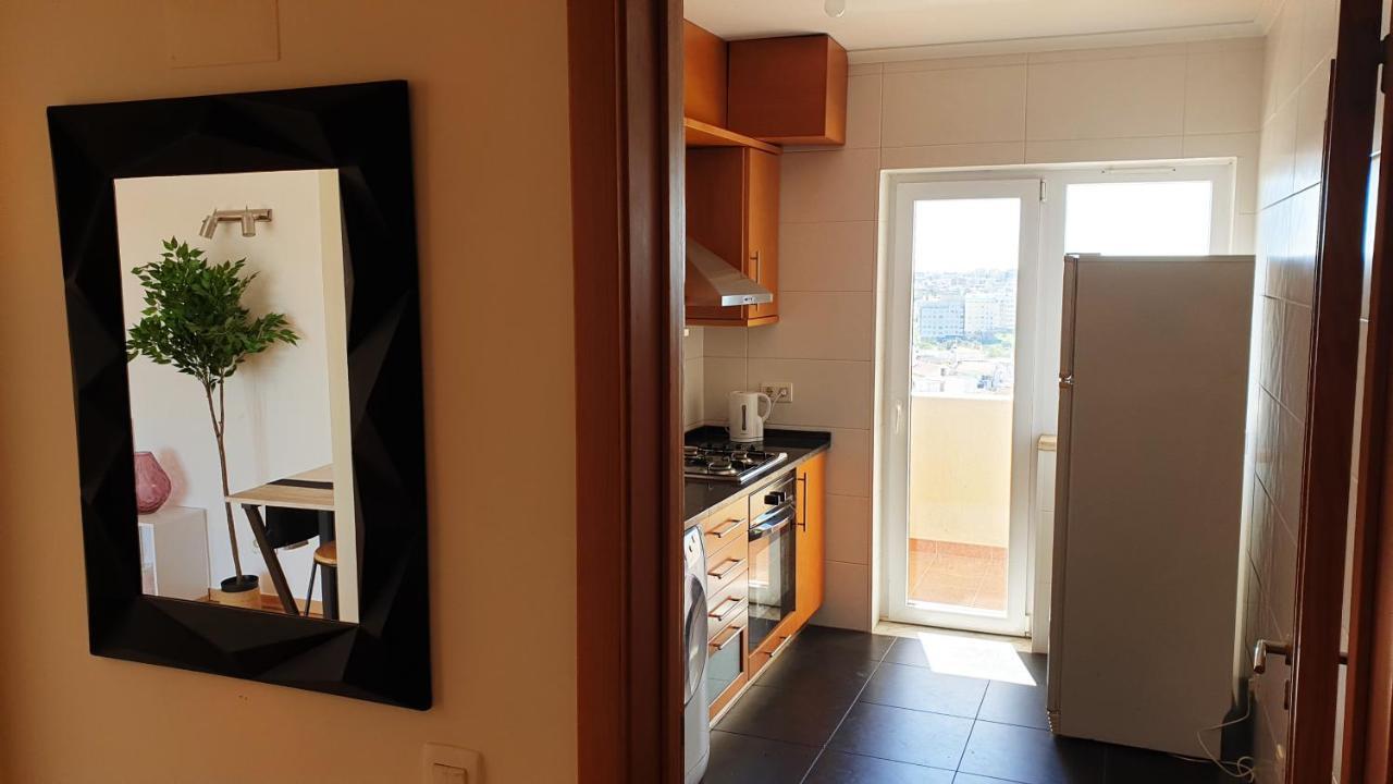Gorgeous Apartment In Портиман Екстериор снимка